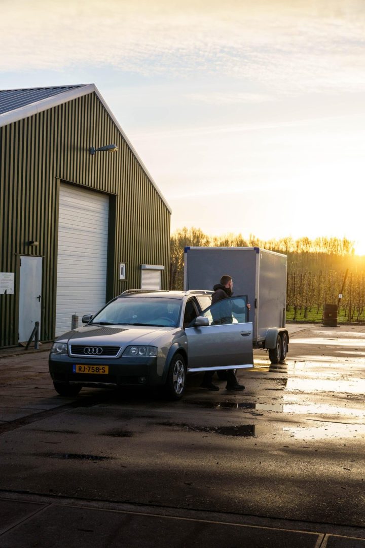 Gesloten aanhanger voor kleine verhuizingen